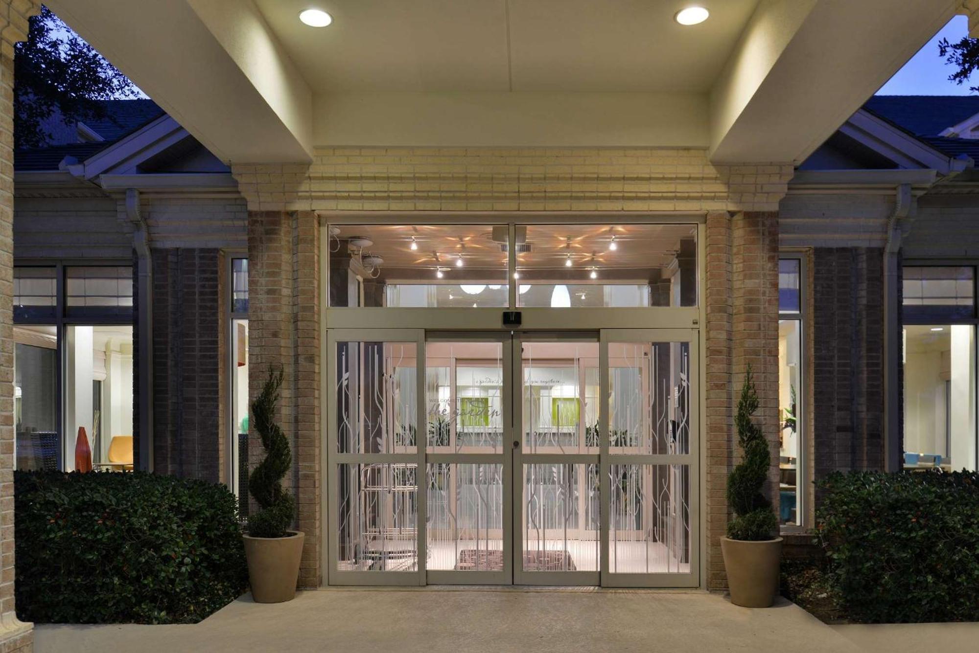 Hilton Garden 3* Addison